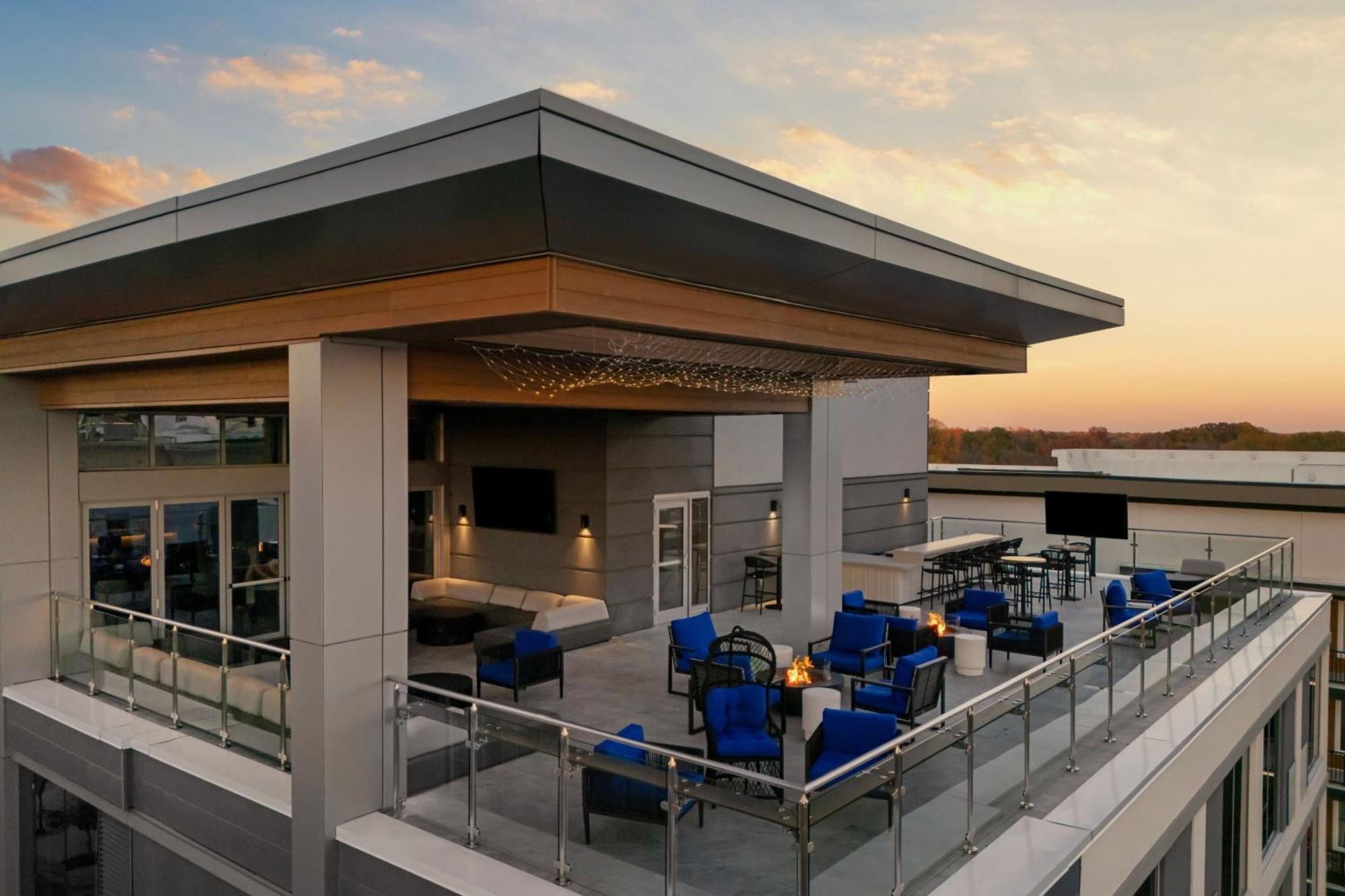 Ac Hotel By Marriott Raleigh North Hills Exterior photo